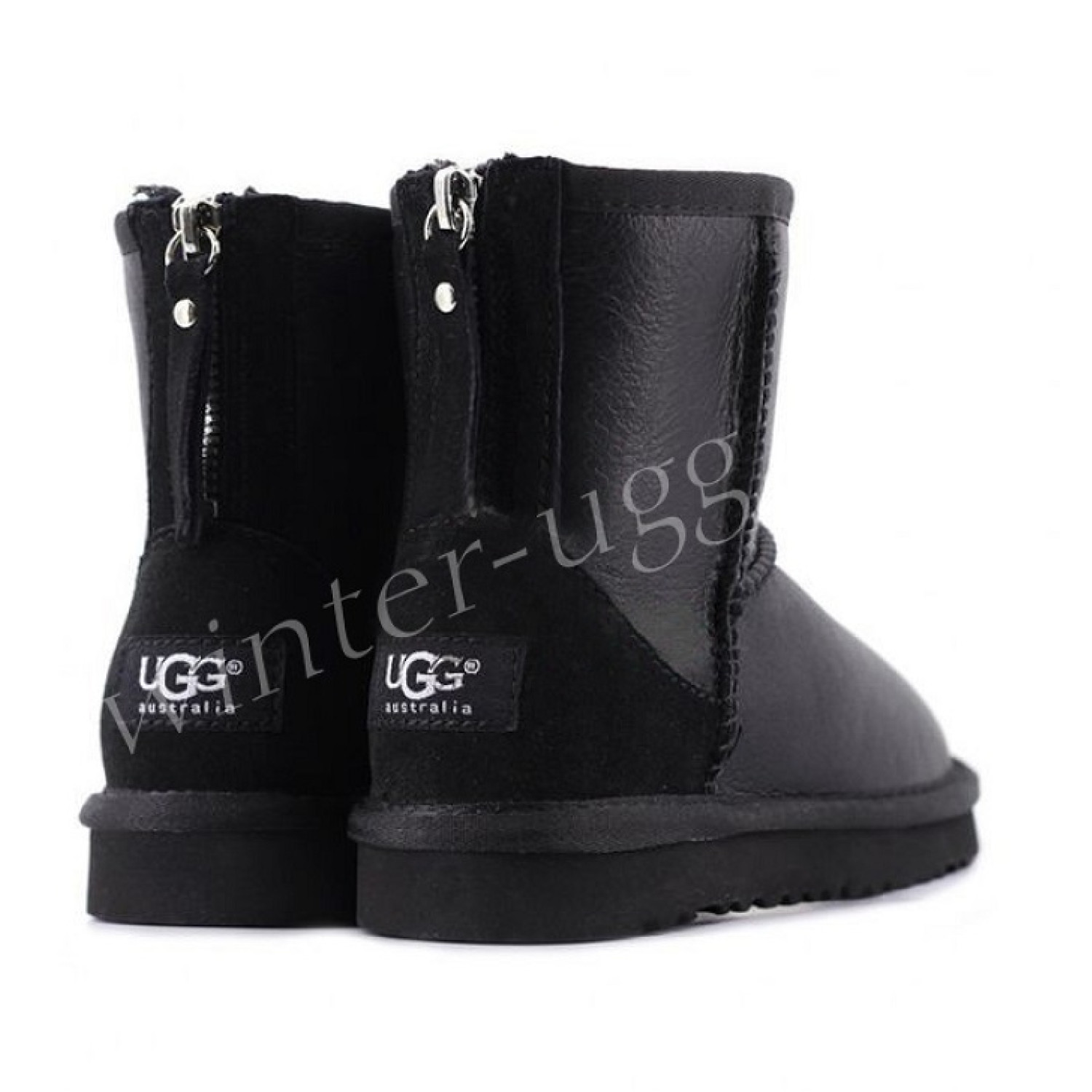 UGG Kids Classic Short Zip Leather - Black