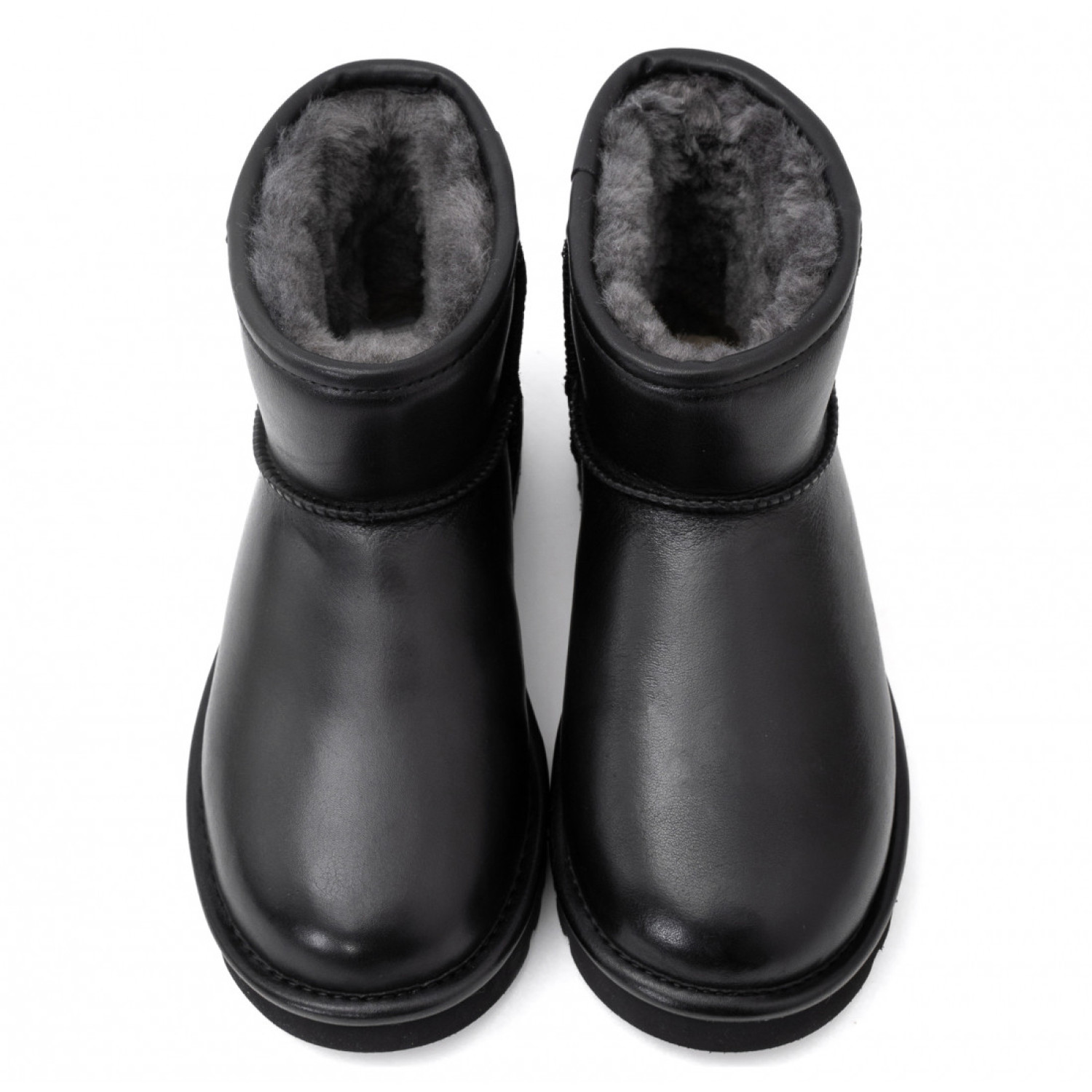 UGG Classic Mini Leather - Black