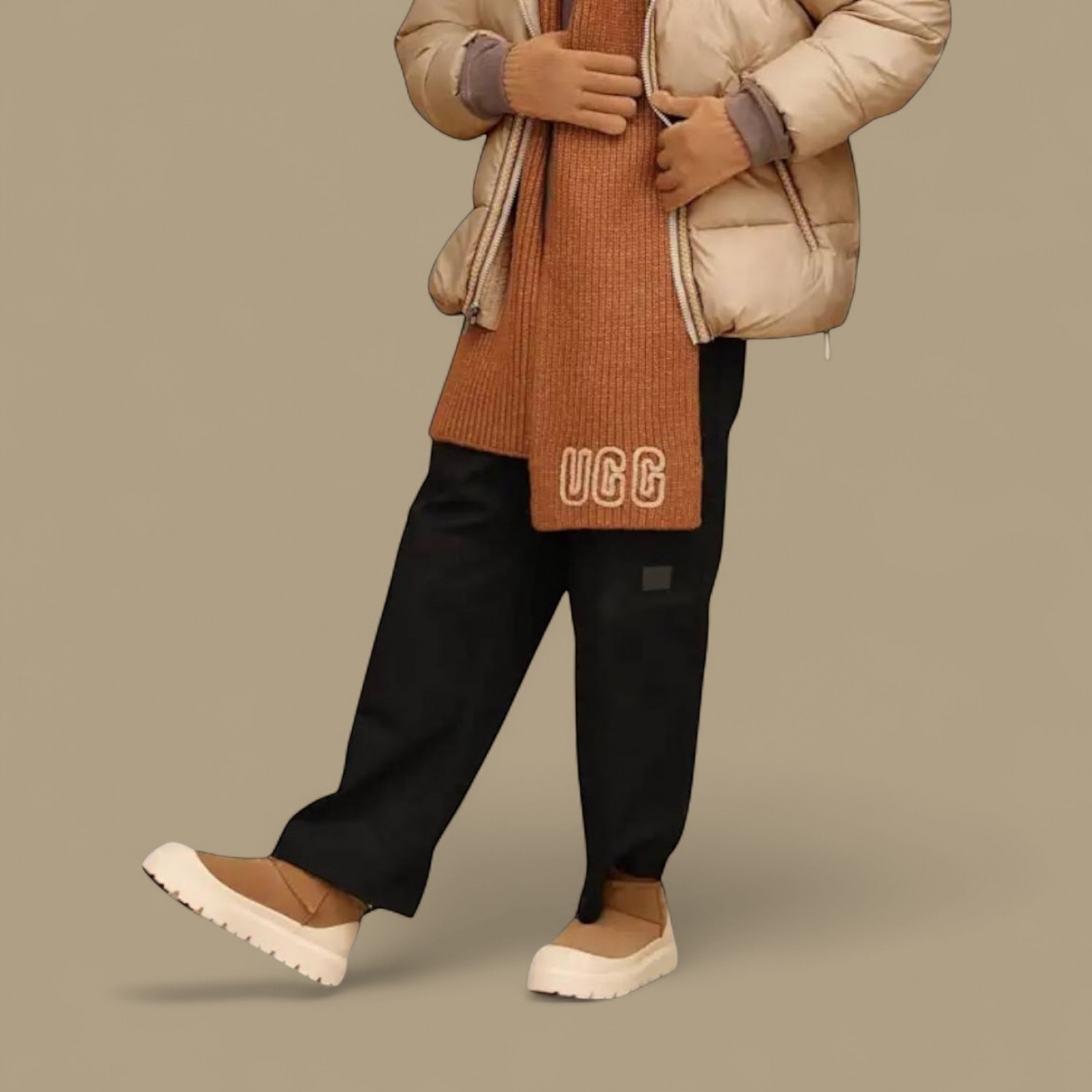 UGG Ultra Mini Hybrid - Chestnut / Orange